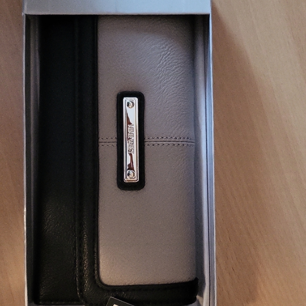 NWT Women's Wallet